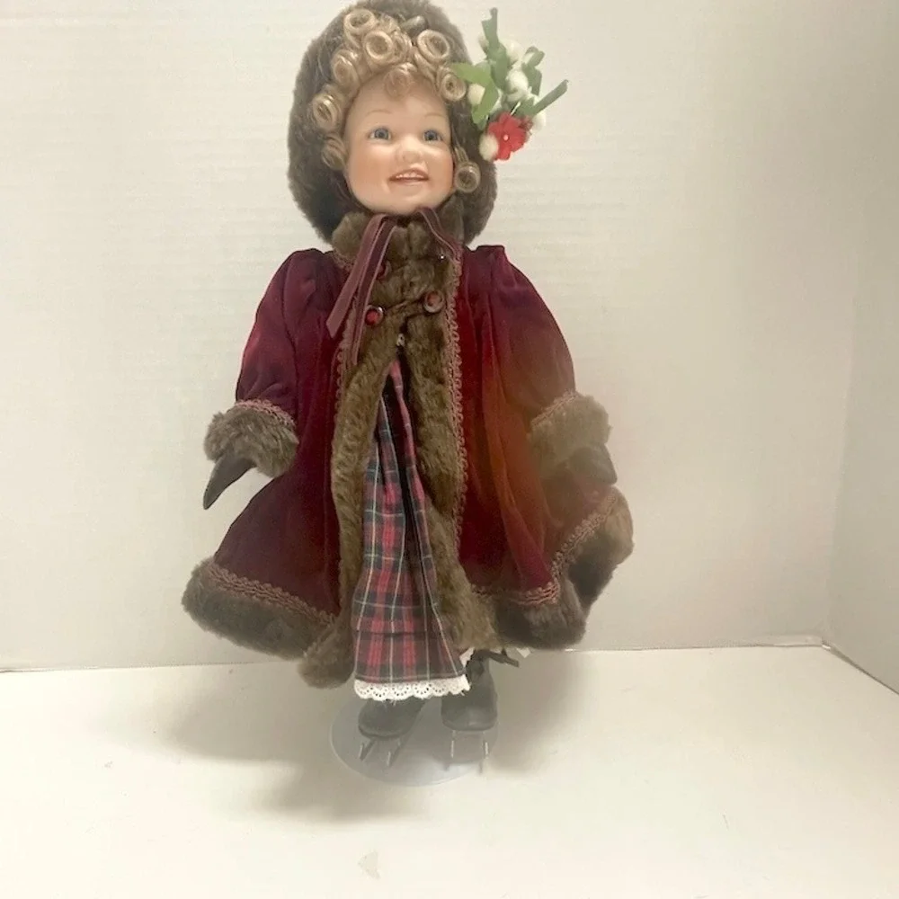 Vintage Porcelain 1997 Ashton-Drake Mémoires of Victorian Childhood Skating Doll